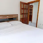 Kaplan Cosy Flat - All Air Conditioned & Heated 3 Bedrooms In The City
