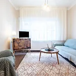 Lovely Flat In Beyoglu Near Public Transportation