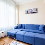 Cozy Flat With Central Location Near Golden Horn