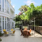 Luxury Mansion In The Heart Of Prince Island