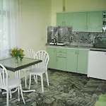 Oezay Apart Otel