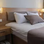 Adamantides Hotel
