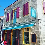 +4 Stone House