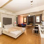Grand Opera Hotel