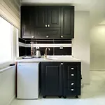 Central And Comfy Flat With Balcony In Beyoglu
