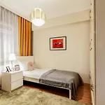 Central And Convenient Flat In Sisli