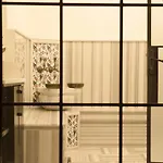 Flat With Turkish Hammam And Bar In Beyoglu