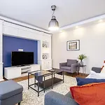 Captivating Flat With Balcony Near Besiktas Pier