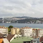 Charming Besiktas Flat With A Lovely Terrace