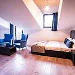 Remall Suites Hotel