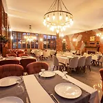 Zanike Hotel