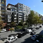 Luxury Apartment For Short Rent In Sisli Osmanbey