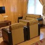 Oeztuerk Kardesler Apart Otel