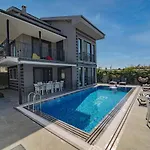 Siyah Inci Villalar