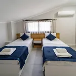 Merkezde 8 Kisilik Oezel Havuzlu Villa