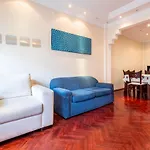 Bright And Central Flat In Kadikoy With Balcony