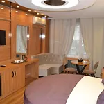 Gumus Palace Suites