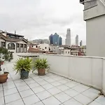 Central Flat With Balcony And Terrace In Sisli