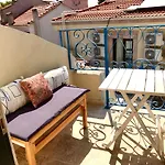 Ayvalik Rebetiko Otel