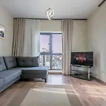 Nef 36 Lux Residence Es