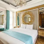 Studio In Historic Mansion In Beylerbeyi