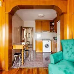Cozy Flat With Gorgeous Sea View In Beyoglu