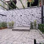Azad Homes Tomtom