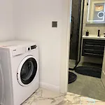 Tiyoho - Modern & Cozy Apartment In Beyoglu, Brand New Apartment