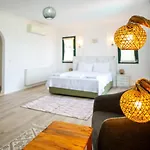 Beacon Hill Suites