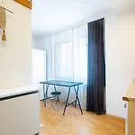 Chic Studio Flat Near Trendy Locations In Beyoglu
