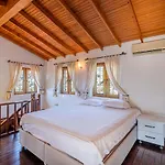 Kayakoey Yuezme Havuzlu Villa Citlembik