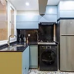Cozy And Compact Flat In Central Sisli