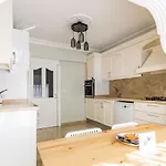 Fully Furnished Magnificent Flat In Uskudar