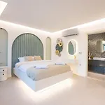 Villa Bling Excellence - Macthless Villa With Indoor Swimpool In Hisaroenue