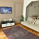 Sisli House