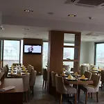 Ardesenela Hotel
