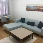 Ultra Lux Apartment Beside Metro And Sabiha Goekcen Airport