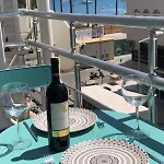 Studio Home With Perfect Location And Sea View