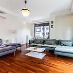 Spacious Flat Near Bagdat Avenue In Suadiye