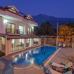 Prestij Garden 4+1 Villa , Oezel Havuzlu, Fethiye
