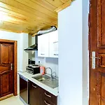 Historical Duplex Villa With Patio In Beyoglu