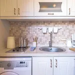 Colorful And Central Flat With Balcony In Kadikoy