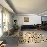 Villa Tadinda,Bahceli Ve Sueper Konumda Tasarim Daire