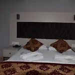 The Lola Hotel