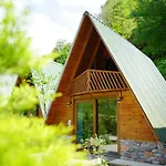 Tanura Bungalows
