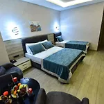 Restwon Suit