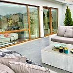 Seaview Grand - Unique