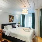 Historical 4-Br Home Steps From Besiktas Stadium & Bosphorus Views - Prime Nisantasi Location!