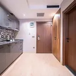 Garden Room Suit Hotel