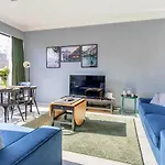 Captivating Flat On Bagdat Street